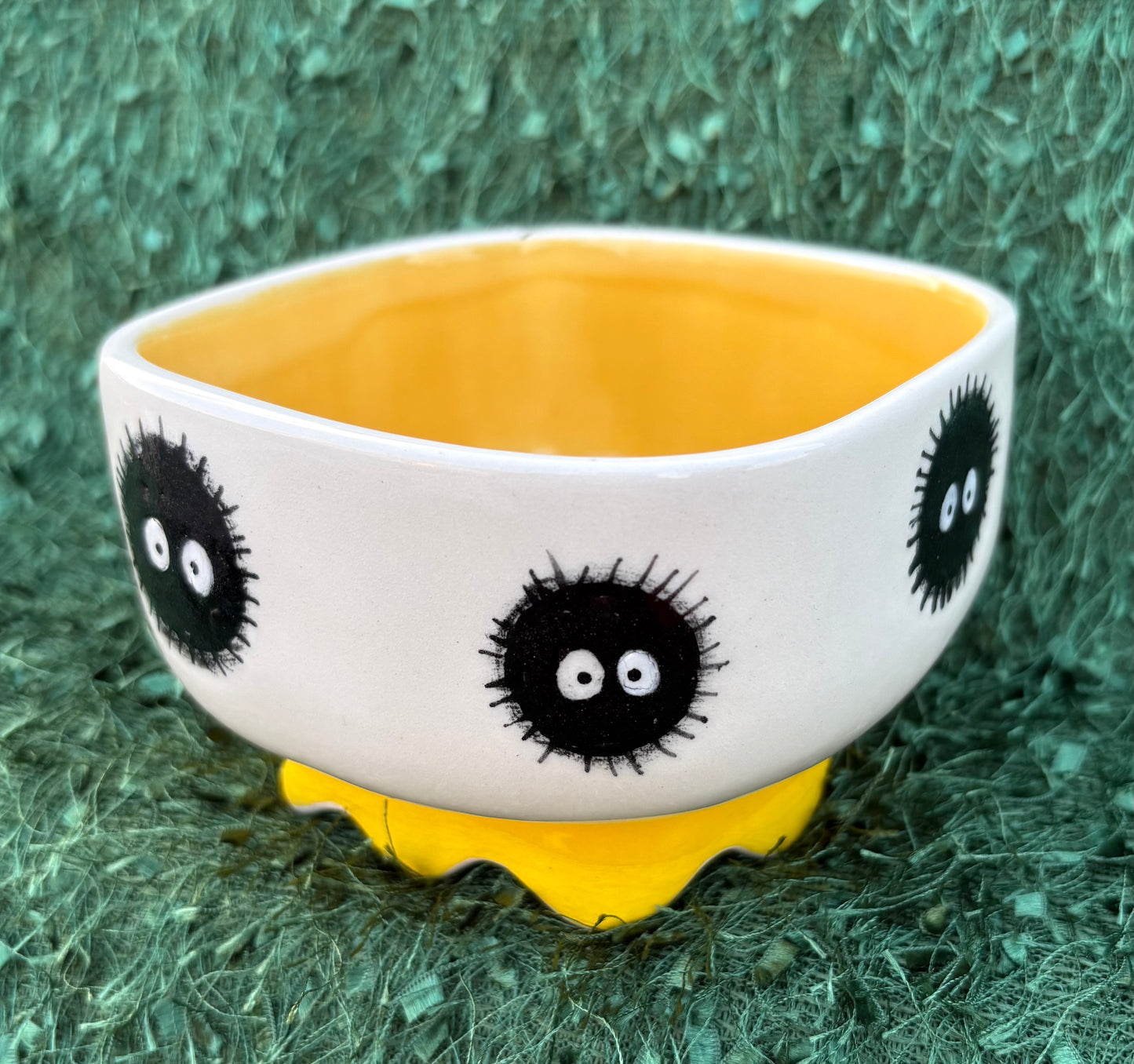 Square Bowl w/Wavy Bottom