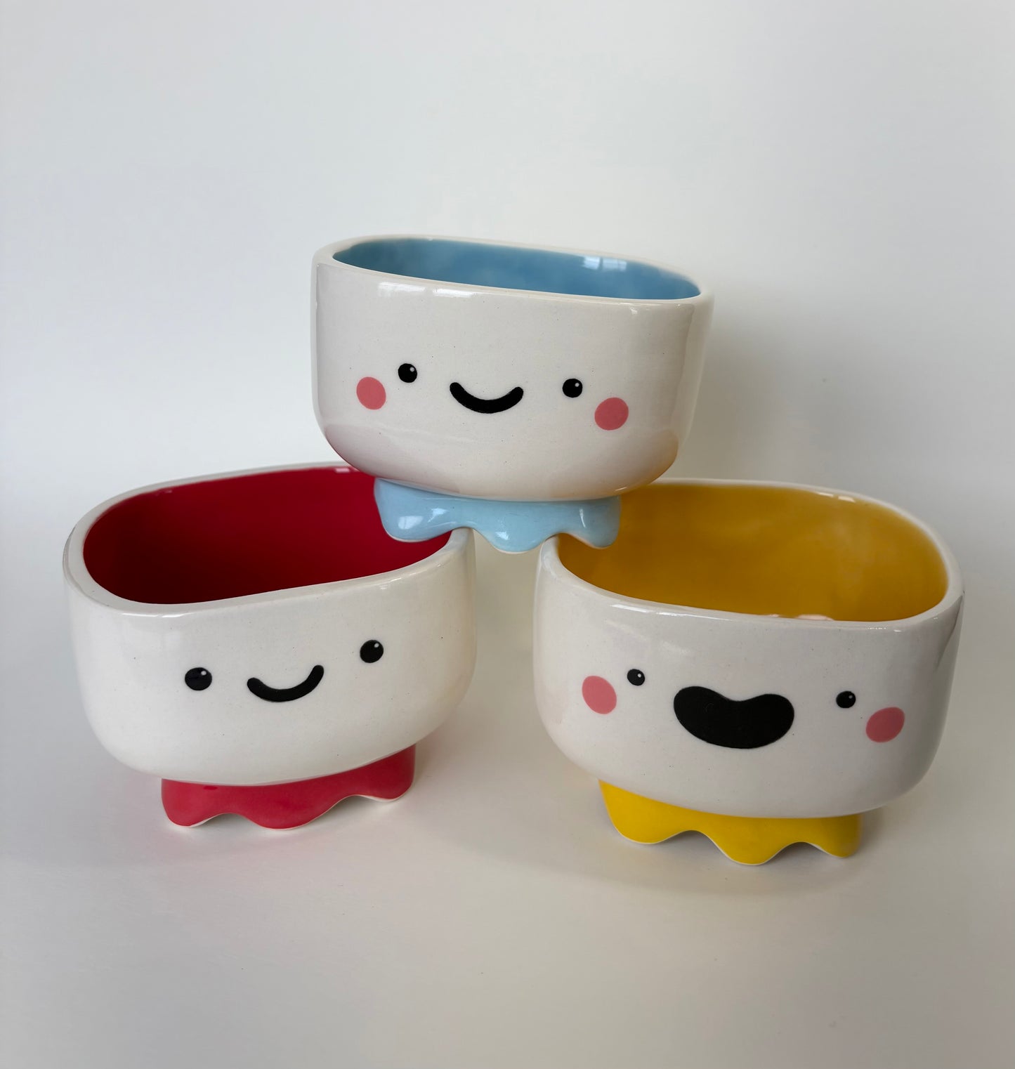 Square Bowl w/Wavy Bottom