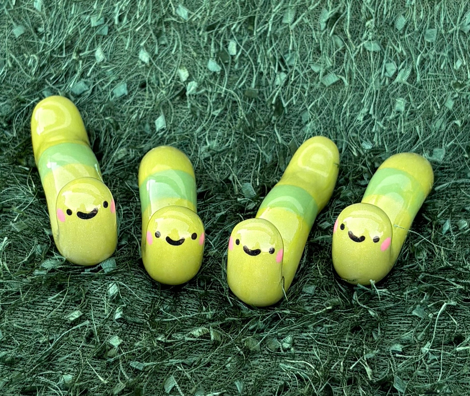 Inchworm Buddy – Jenna Bean Ceramics